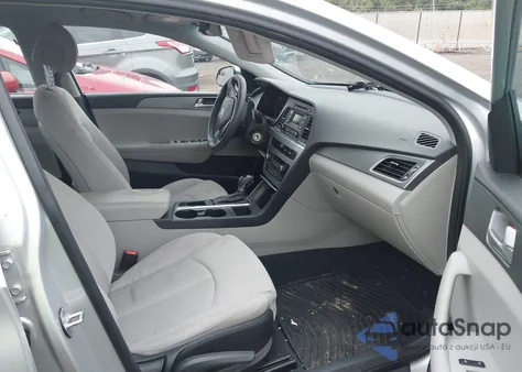 2015 Hyundai Sonata Se z USA, uszkodzony, nr VIN 5NPE24AF9FH127478